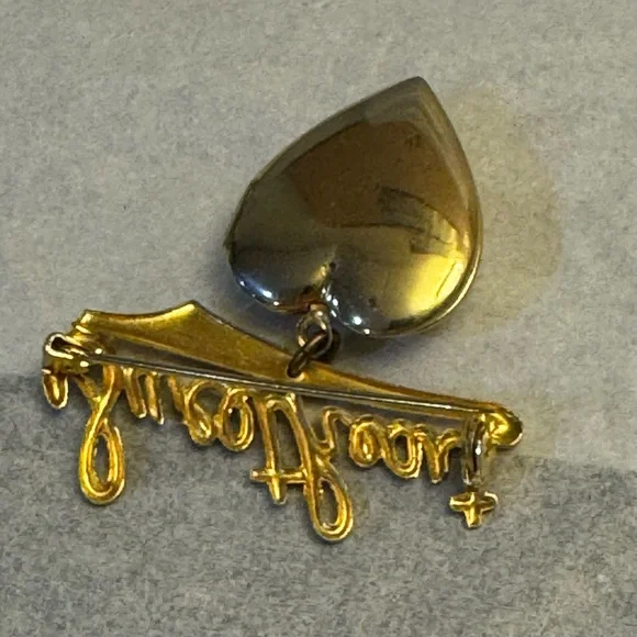 Sweetheart Navy Brooch Locket - Picture 4 of 13